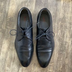Black HUGO derby dress shoe, size 8.5